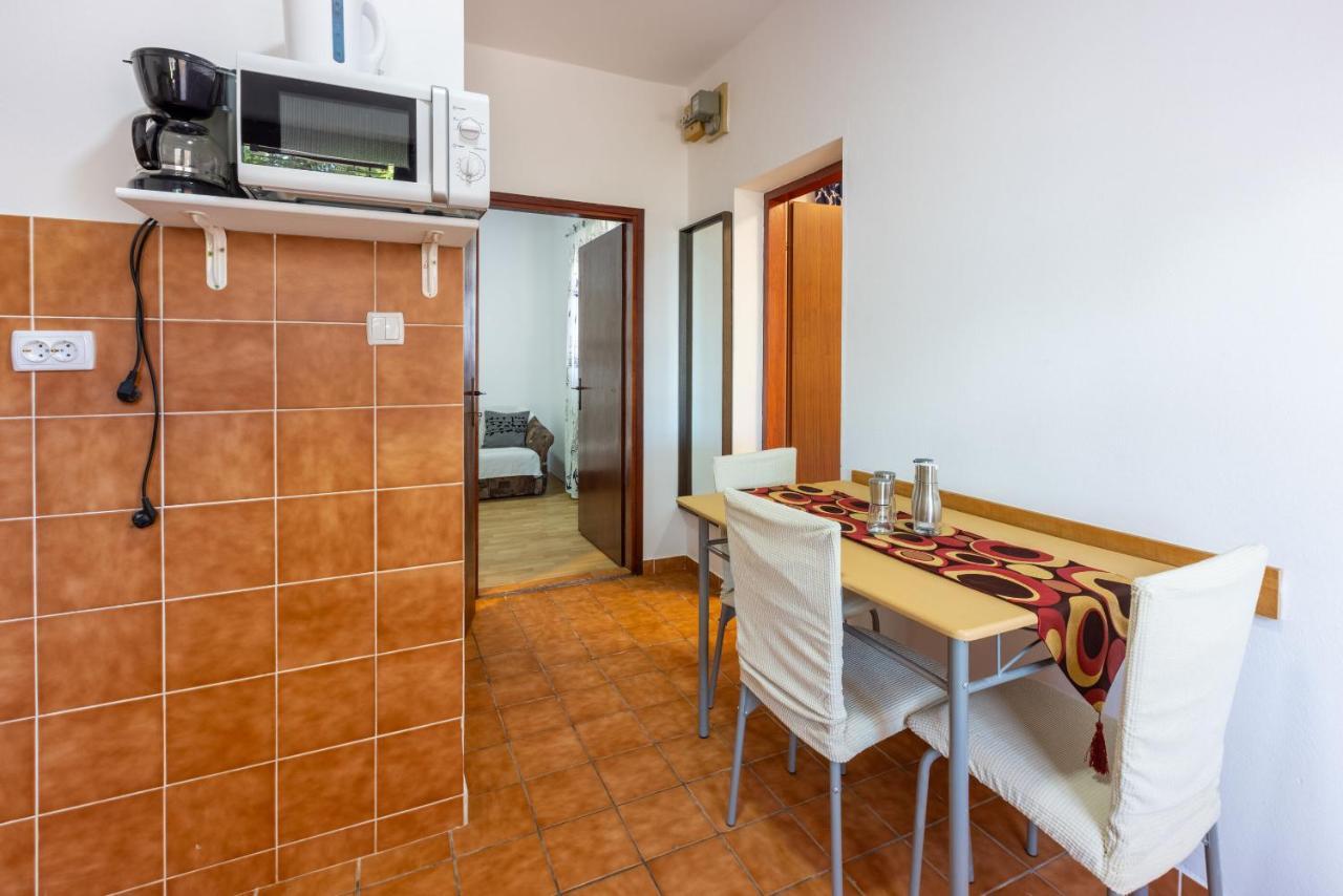 Apartments Lilin Crikvenica Exterior foto