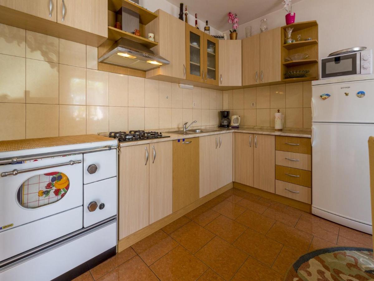 Apartments Lilin Crikvenica Exterior foto