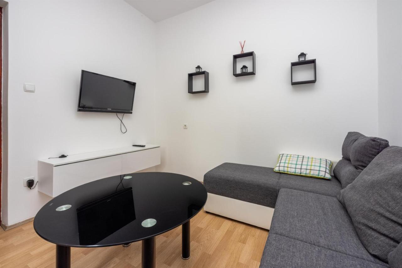 Apartments Lilin Crikvenica Exterior foto